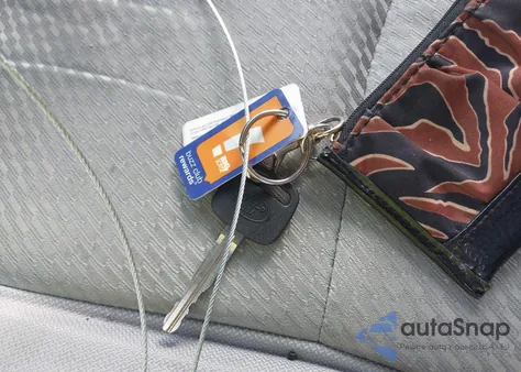 2004 Toyota Highlander из США, поврежденный, VIN JTEGD21A240102617